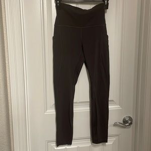25” dark grey align leggings with pockets